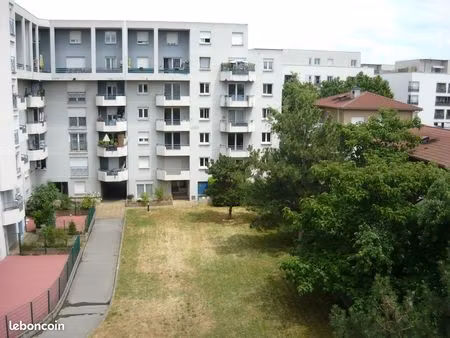 appartement libre avec garage s-sol