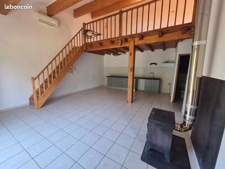 appartement à louer à l'année à olargues
