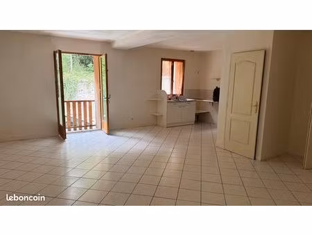 location appartement t4