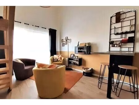 t1 bis duplex meuble