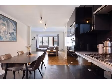 2 slaapkamerappartement te koop in het centrum van antwerpen