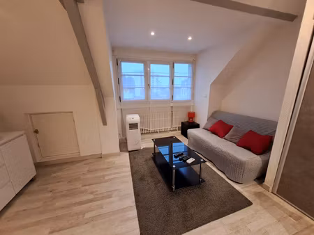 studio meuble et equipe