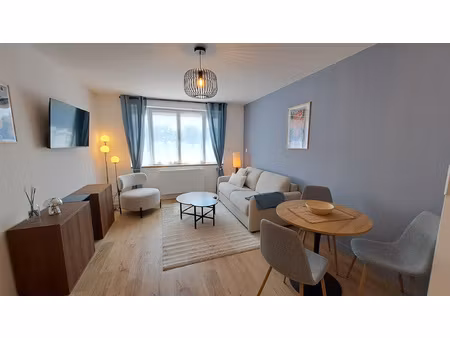 studio rénové à neuf - quai de portillon - st cyr sur loire