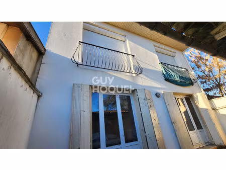 immeuble 2 appartements et 2 garages 167 m2
