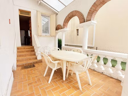 albi maison des années 30 + un appartement indépendant t3 + 2 garages + 2 caves