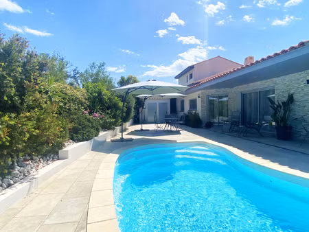 une villa contemporaine, de plain-pied, a perpignan sud