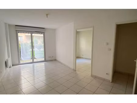 location appartement, m² t-2 à limoges, 495 €