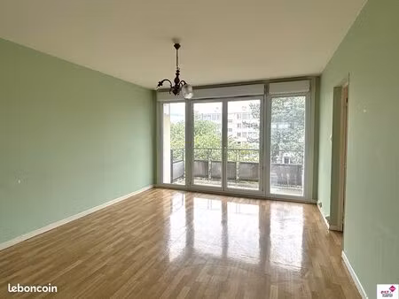 appartement 3 pièces 69 m²