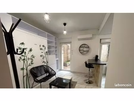 studio 1 pièce 22 m²