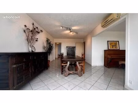 appartement 82 m² · 2 chambres · vue dégagée + climatisation