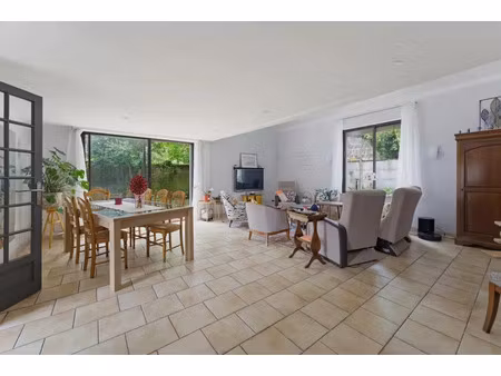 vente maison 5 pièces 149 m² bordeaux (33200)