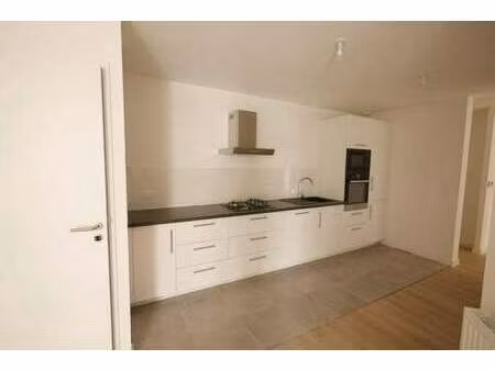 location appartement 4 pièces à angers centre (49000) : à louer 4 pièces / 82m² angers cen