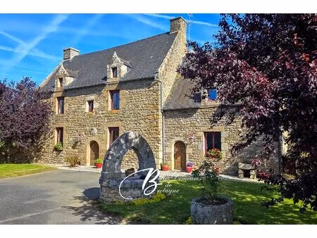 a vendre manoir du xvie siècle avec chambres d'hôtes et piscine saint brieuc