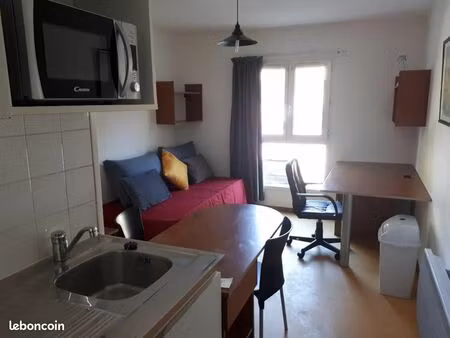 studio 1 pièce 18 m²