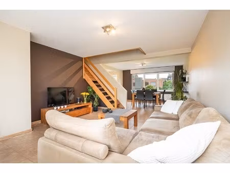 duplexappartement met 3 slaapkamers, garage en riant terras.