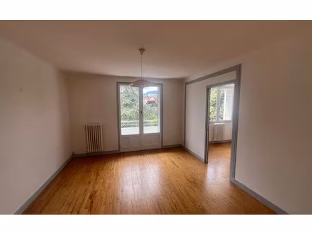 location appartement, m² t-4 à chambéry, 935 €