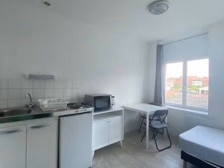 studio 1 pièce 18 m²