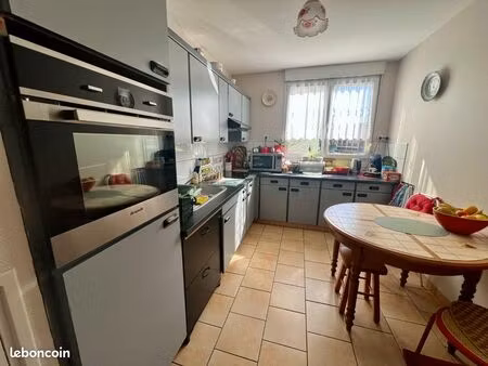 appartement 3 pièces 65 m²
