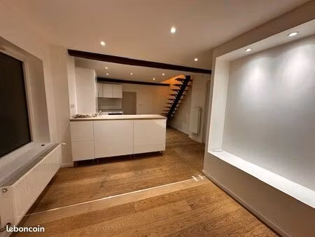 maison 3 pièces 60 m²