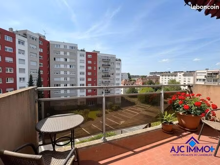 appartement 5 pièces 103 m²