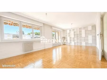 magnifique appartement au neudorf, rue saint-hippolyte