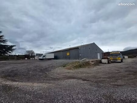 location hangar/depot