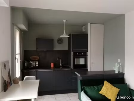 studio 1 pièce 20 m²