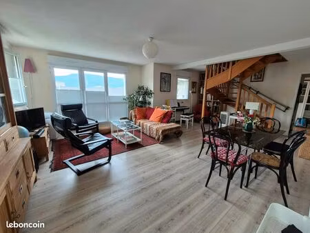 duplex 5 pièces 109 m²