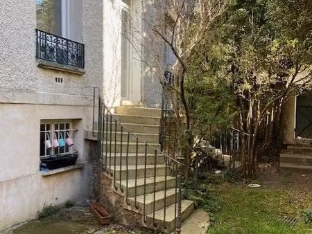 location 2 pièces gare de melun avec jardin partagé