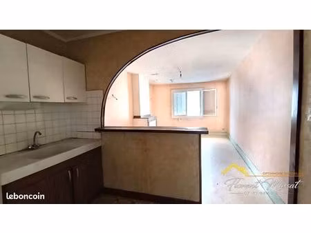 immeuble 7 pièces 135 m²