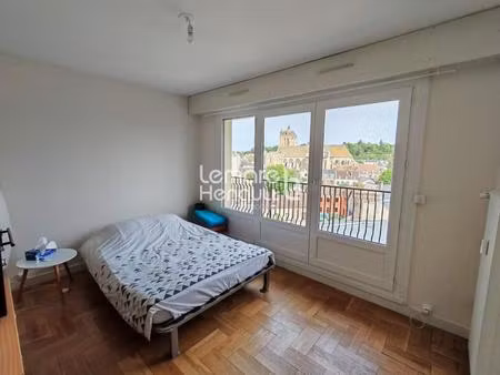 studio en residence refait neuf