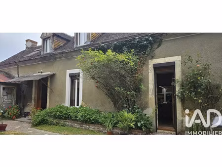 maison de village à semur-en-vallon (72390)