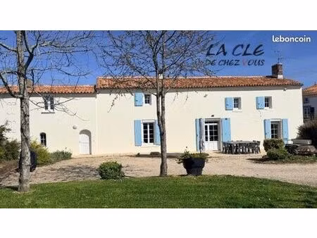 maison 8 pièces 172 m²