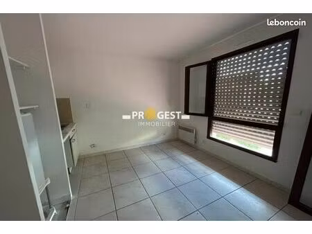 studio 1 pièce 18 m²