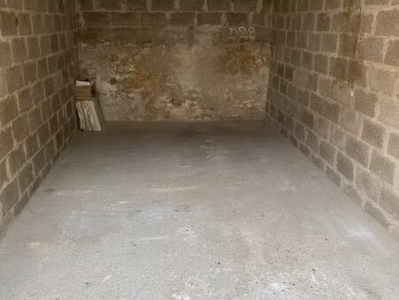 garage / parking / box - 16m2 - rambouillet centre