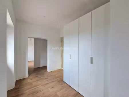 location appartement 3 pièces 58 m2 à le luc
