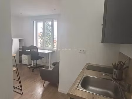 location appartement 2 pièces 22 m2 à lyon 8