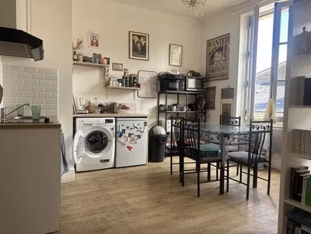 location appartement t2 - cathedrale