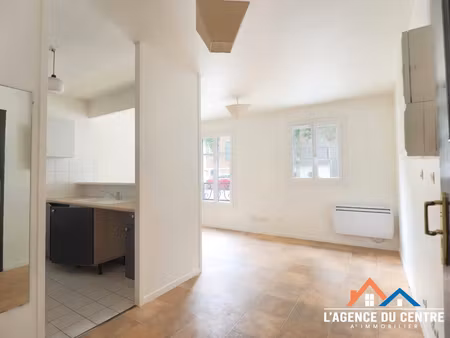 studio hyper-centre 24 m²