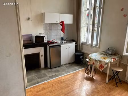 loue studio meublé 20m2 hyper centre