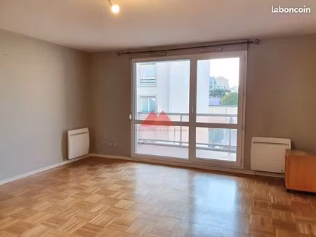 appartement 3 pièces 75 m²
