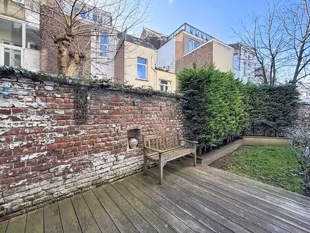 rez-de-chaussée à louer avec terrasse et jardin , ixelles (vbe33762)