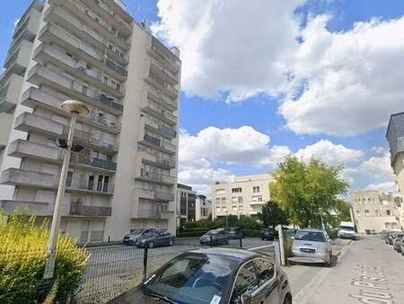 place de parking - 5 rue des moulins
