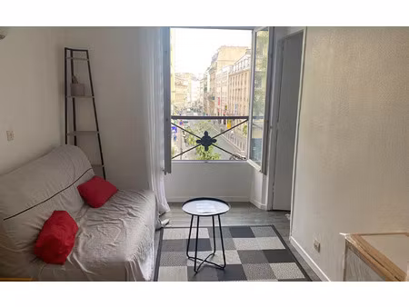 location appartement, 22 m² t-2 à paris 10, 980 €