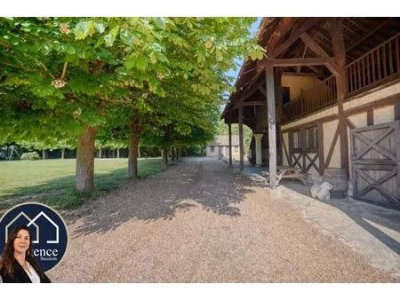 exceptionnelle propriété normande a moins d'1 heure de paris :