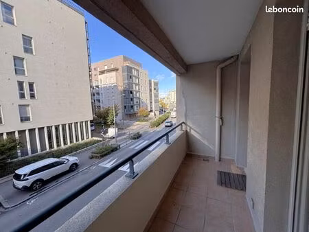 appartement 4 pièces 76 m²