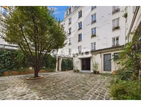 vente appartement 1 pièce de 43m² - 75010 paris