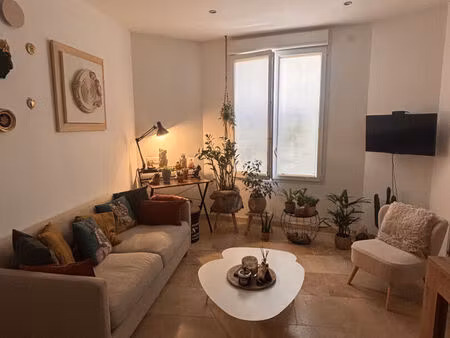 a visiter ! t3 centre ville saint raphael ideal investissement