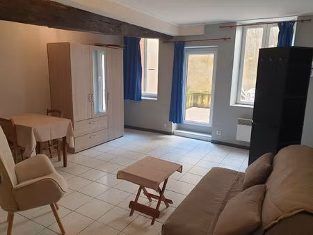 grand studio avec terrasse