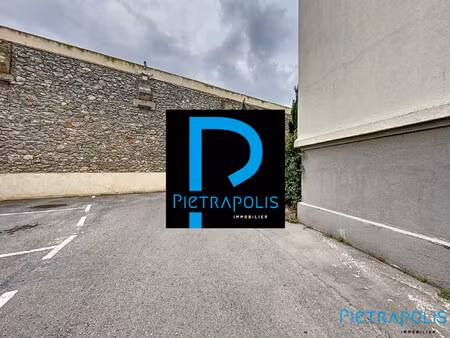 sète : exclusivité quartier théâtre molière place de parki